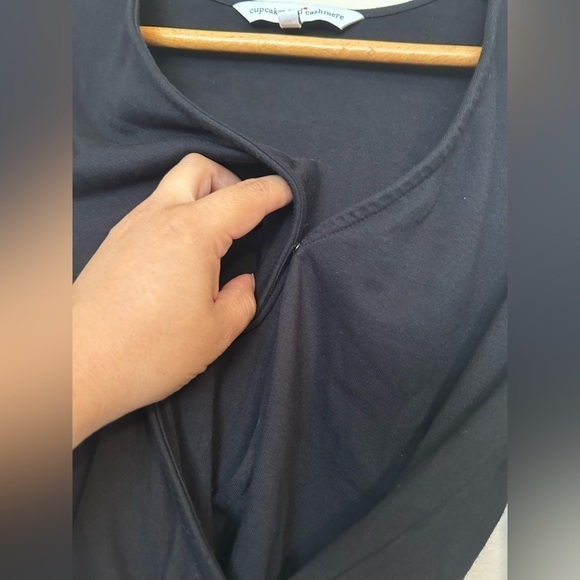 Cupcakes and cashmere black long sleeve stretchy soft Blouse Top Sweater size M - Picture 6 of 10